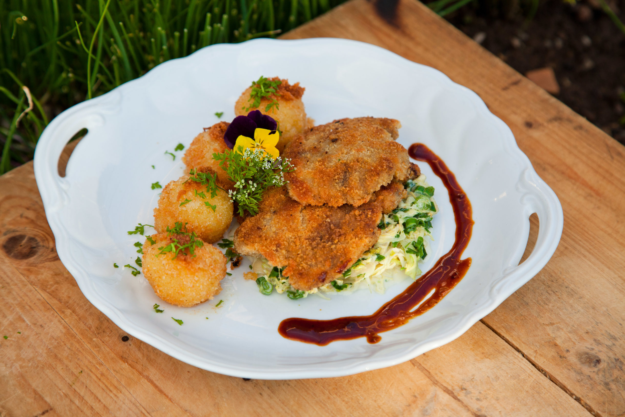 Gefüllte Rehschnitzel Mit Zimtapfel In Wacholdersauce — Rezepte Suchen